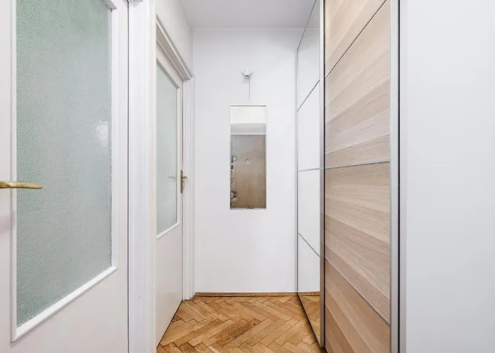 Gamerskiego Street Near National Theatre شقة وارسو