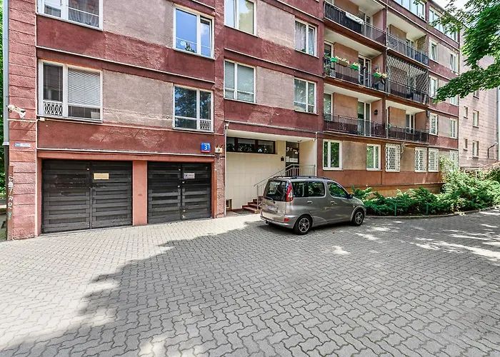 Gamerskiego Street Near National Theatre وارسو